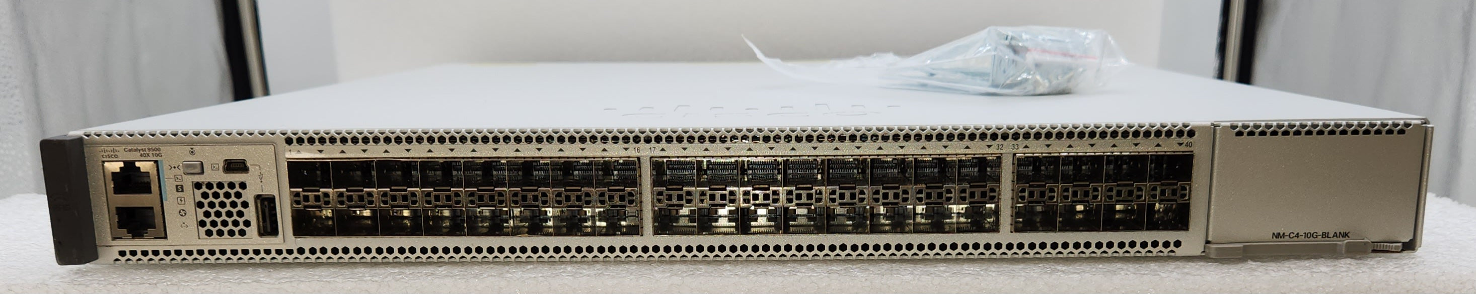Cisco C9500-40X-A Catalyst 9500 40-Port Front-To-Back Airflow Switch