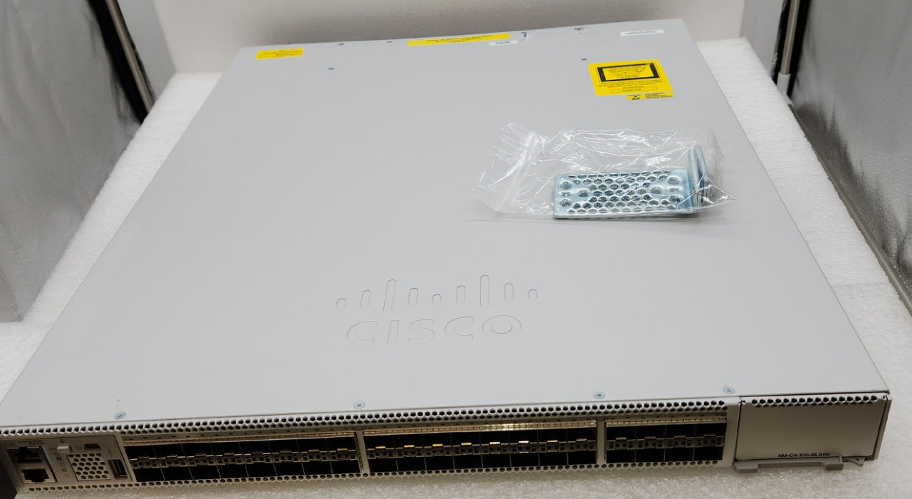 Cisco C9500-40X-A Catalyst 9500 40-Port Front-To-Back Airflow Switch