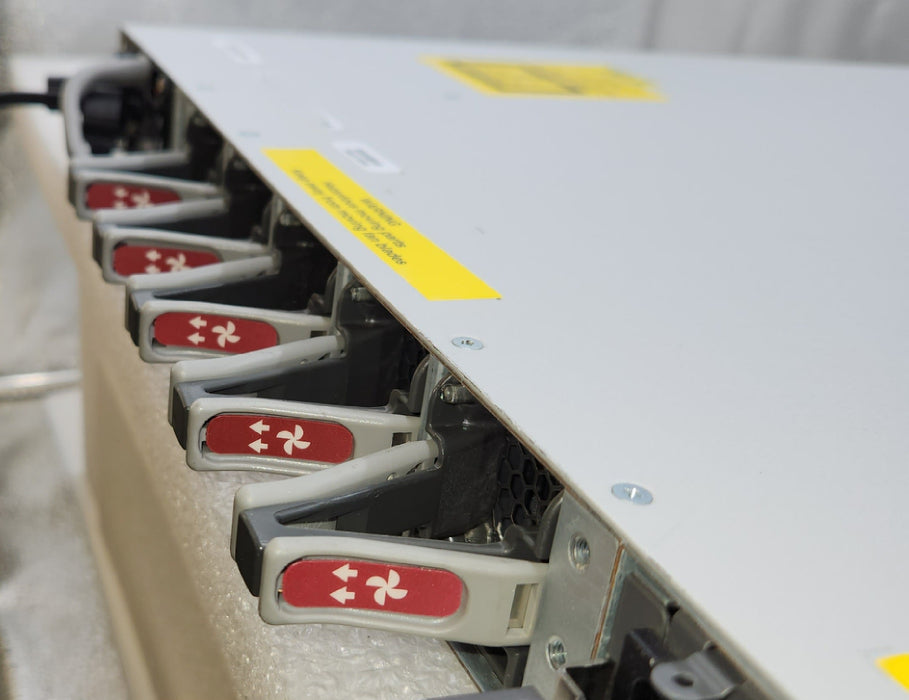 Cisco C9500-40X-A Catalyst 9500 40-Port Front-To-Back Airflow Switch