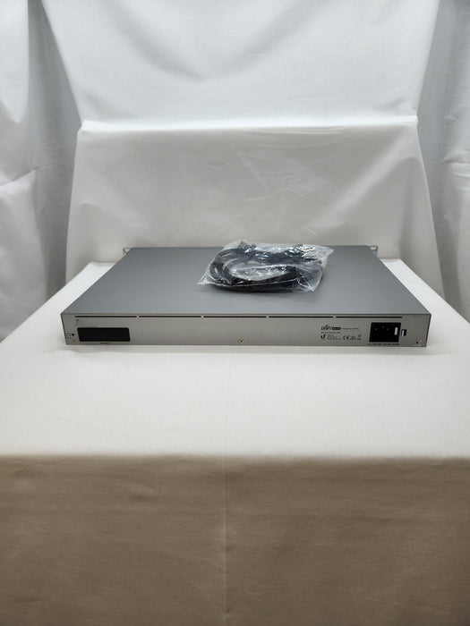 Ubiquiti Usw-enterprise-24-poe 24-port Poe Switch - Switches