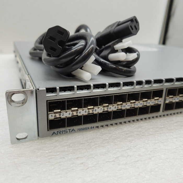 Arista Dcs-7050Sx-64-R 7050X Back-To-Front Airflow 48-Port Managed Switch Switches