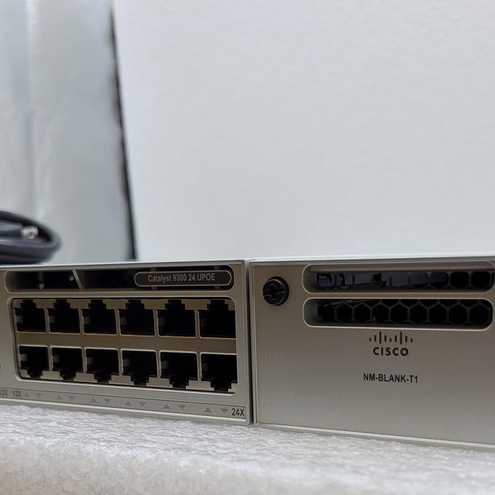 Cisco C9300-24U-E 24-Port Upoe Modular Switch