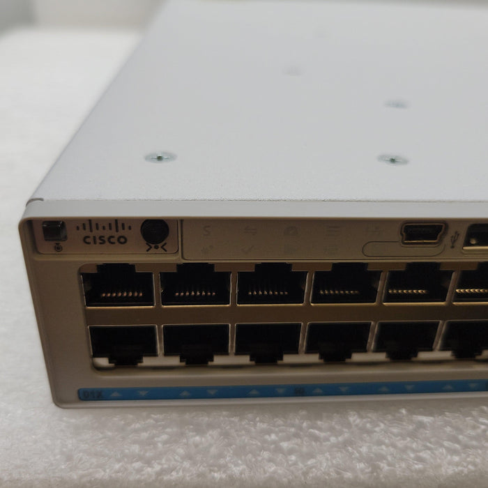 Cisco C9300-48Un-A 48-Port Upoe Modular Switch