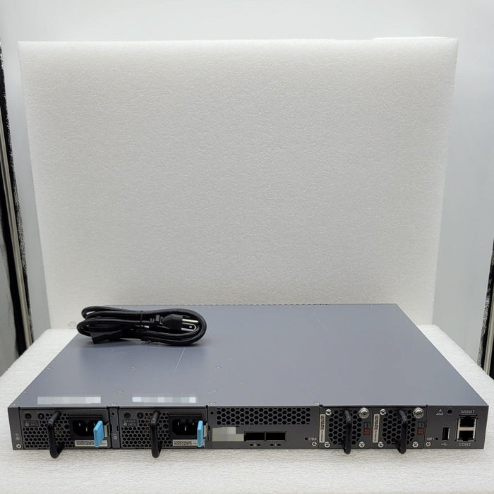 Juniper EX4300-32F 32-Port Front-to-Back Airflow AFO Dual AC Switch