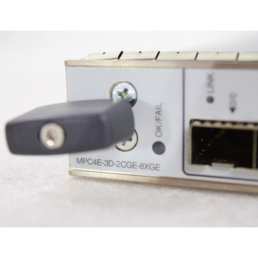 Juniper Mpc4E-3D-2Cge-8Xge 8X 10Ge Sfp+ 2X 100Ge Cfp Router Line Card Module