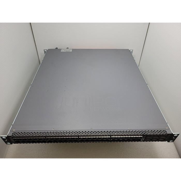 Juniper QFX5100-48S-3AFO 48-Port AC Power Switch