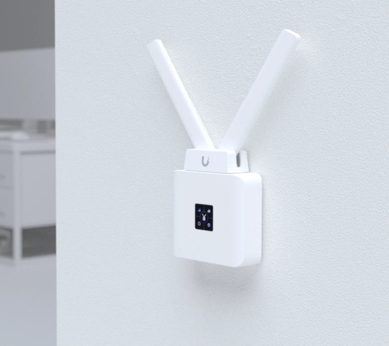 Ubiquiti UMR - official Ubiquiti image 15